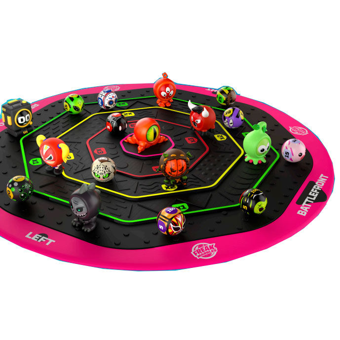 Campo de batalla + 2 Canicas Freak Marbles de WORLD ALIVE - Frikibase.com