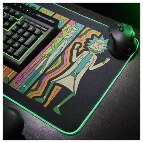Alfombrilla gaming con cargador inalambrico Rick & Morty - Frikibase.com